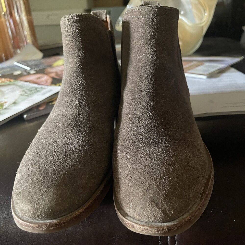 Lucky Brand Women’s Suede Chelsea Ankle Boots Size 6 Low Stacked Heel Brown - Picture 4 of 9